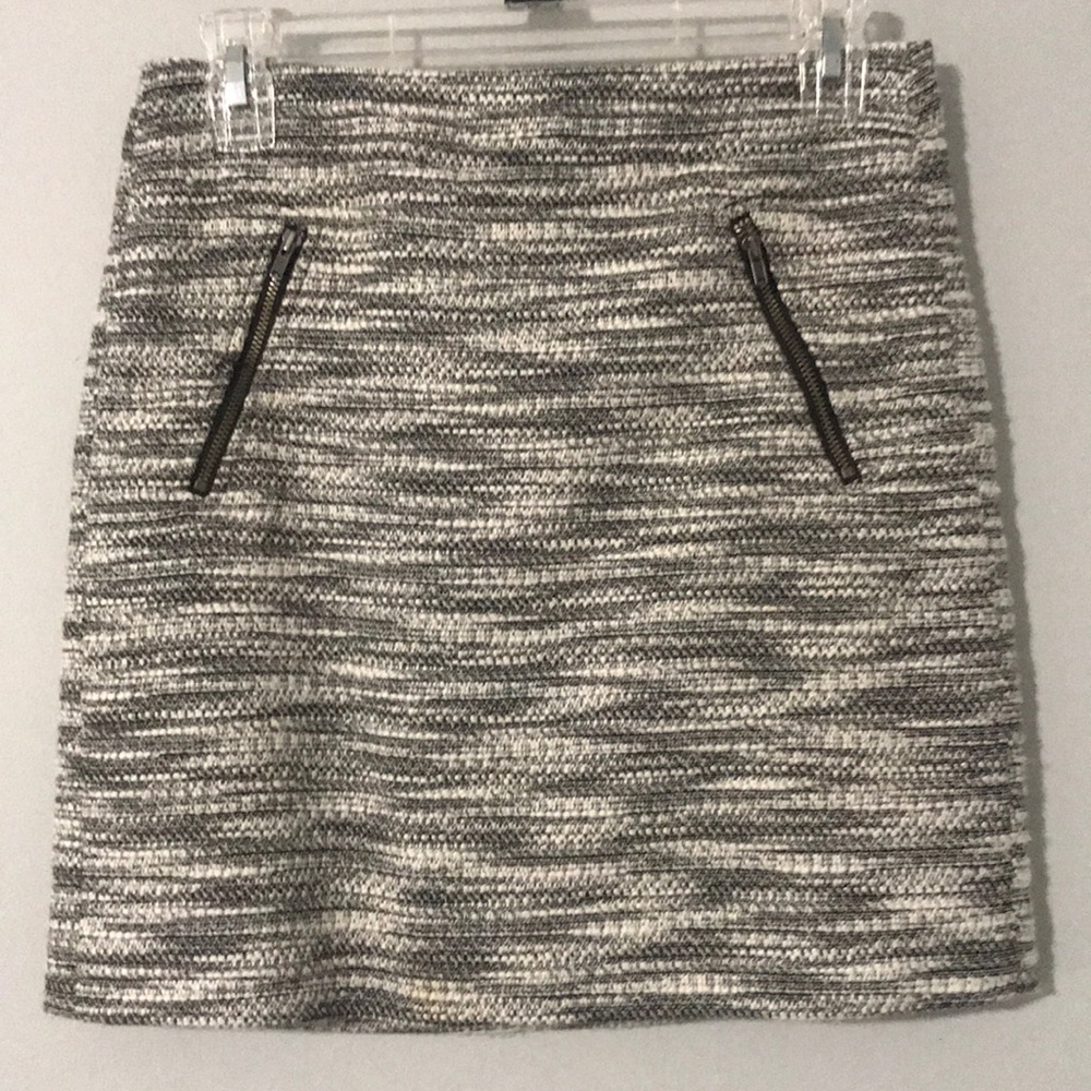 Ann Taylor Loft Skirt size 00
